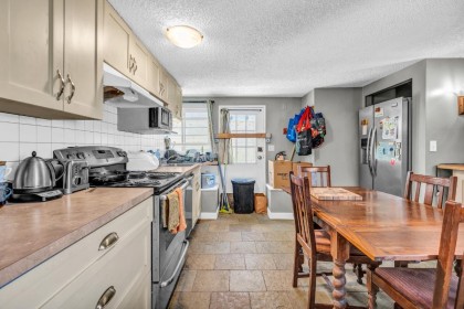 Photo 18 at 2575 W 3rd Avenue, Kitsilano, Vancouver West