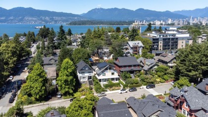 Photo 1 at 2575 W 3rd Avenue, Kitsilano, Vancouver West