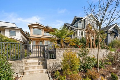 Photo 2 at 462 W 14th Street, Central Lonsdale, North Vancouver