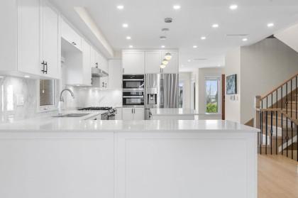 Photo 13 at 462 W 14th Street, Central Lonsdale, North Vancouver