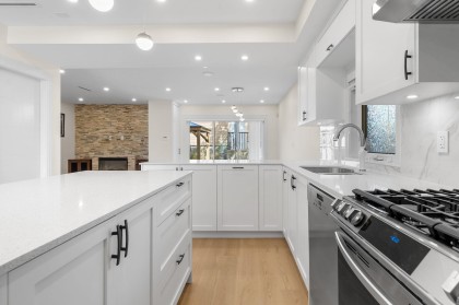 Photo 12 at 462 W 14th Street, Central Lonsdale, North Vancouver