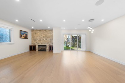 Photo 18 at 462 W 14th Street, Central Lonsdale, North Vancouver