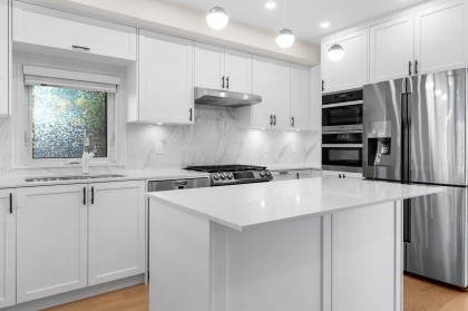 Photo 11 at 462 W 14th Street, Central Lonsdale, North Vancouver