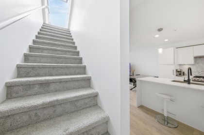 Photo 9 at 356 - 555 E 2nd Street, Lower Lonsdale, North Vancouver