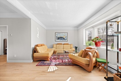 Photo 6 at 3099 W 6th Avenue, Kitsilano, Vancouver West