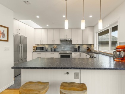 Photo 10 at 1815 W 14th Avenue, Kitsilano, Vancouver West