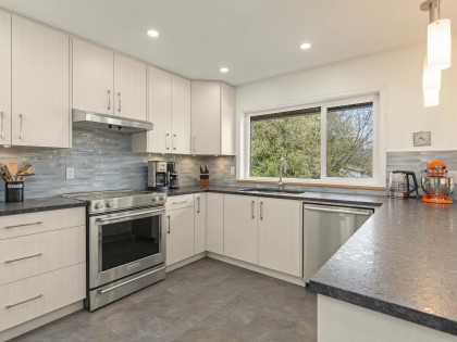 Photo 11 at 1815 W 14th Avenue, Kitsilano, Vancouver West