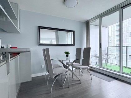 Photo 7 at 2706 - 1438 Richards Street, Yaletown, Vancouver West