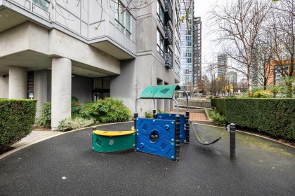 Photo 37 at 2706 - 1438 Richards Street, Yaletown, Vancouver West