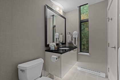 Photo 26 at 1001 - 3315 Cypress Place, Cypress Park Estates, West Vancouver