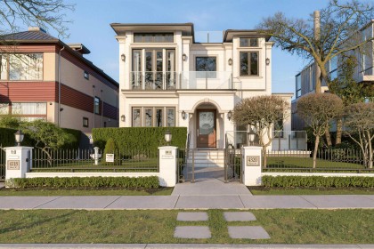 Photo 1 at 4320 W 8th Avenue, Point Grey, Vancouver West