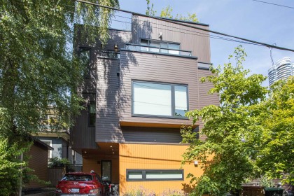 Photo 2 at 2 - 1152 Comox Street, West End VW, Vancouver West