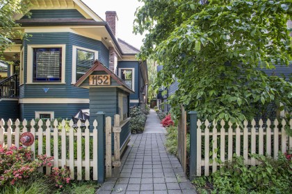 Photo 3 at 2 - 1152 Comox Street, West End VW, Vancouver West