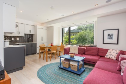 Photo 8 at 2 - 1152 Comox Street, West End VW, Vancouver West