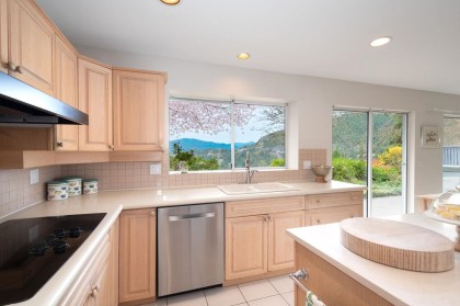 Photo 9 at 5436 Westhaven Place, Eagle Harbour, West Vancouver