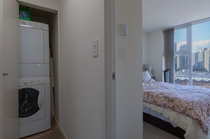 Photo 16 at 1605 - 193 Aquarius Mews, Yaletown, Vancouver West