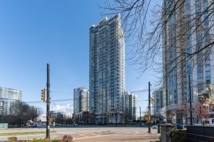 Photo 20 at 1605 - 193 Aquarius Mews, Yaletown, Vancouver West