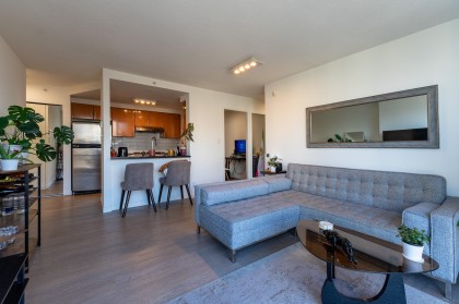 Photo 9 at 1605 - 193 Aquarius Mews, Yaletown, Vancouver West