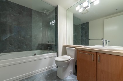 Photo 14 at 1605 - 193 Aquarius Mews, Yaletown, Vancouver West