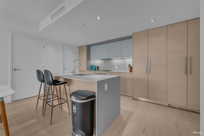 Photo 9 at 2212 - 1289 Hornby Street, Downtown VW, Vancouver West