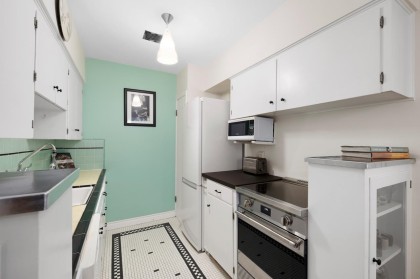 Photo 11 at 204 - 1565 Burnaby Street, West End VW, Vancouver West