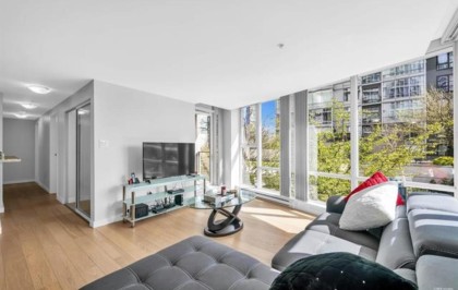 Photo 14 at 201 - 550 Pacific Street, Yaletown, Vancouver West