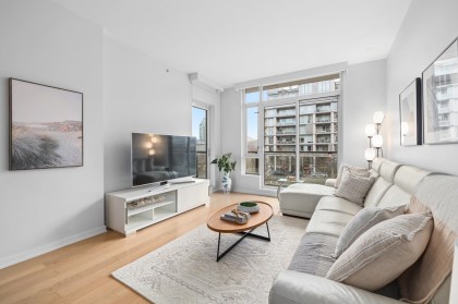 Photo 6 at 302 - 1625 Manitoba Street, False Creek, Vancouver West