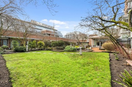 Photo 26 at 302 - 1625 Manitoba Street, False Creek, Vancouver West