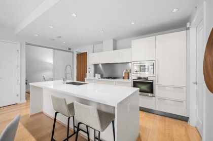 Photo 8 at 302 - 1625 Manitoba Street, False Creek, Vancouver West