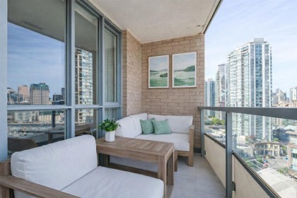 Photo 9 at 1703 - 63 Keefer Place, Downtown VW, Vancouver West