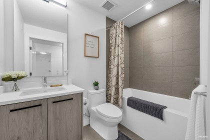 Photo 18 at 305 - 6859 Cambie Street, South Cambie, Vancouver West