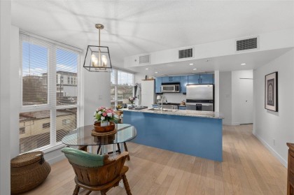 Photo 9 at 708 - 188 E Esplanade, Lower Lonsdale, North Vancouver