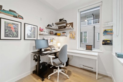 Photo 16 at 403 - 2137 Chesterfield Avenue, Central Lonsdale, North Vancouver