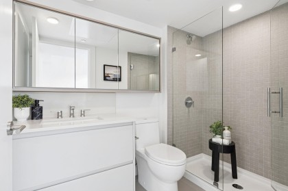 Photo 12 at 225 - 1010 W 47th Avenue, South Granville, Vancouver West