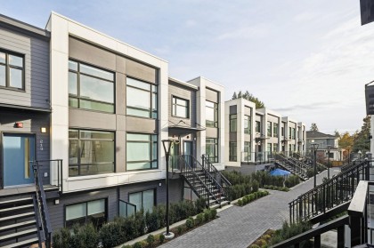 Photo 3 at 225 - 1010 W 47th Avenue, South Granville, Vancouver West