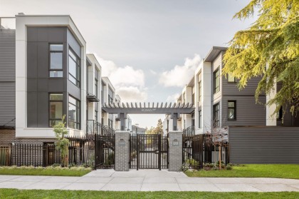 Photo 1 at 225 - 1010 W 47th Avenue, South Granville, Vancouver West