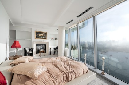 Photo 17 at 1703 - 1560 Homer Mews, Yaletown, Vancouver West