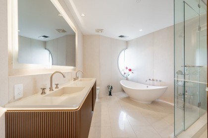 Photo 18 at 1703 - 1560 Homer Mews, Yaletown, Vancouver West