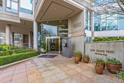 Photo 2 at 504 - 1600 Hornby Street, Yaletown, Vancouver West