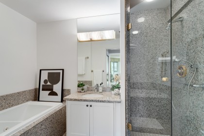 Photo 17 at 504 - 1600 Hornby Street, Yaletown, Vancouver West