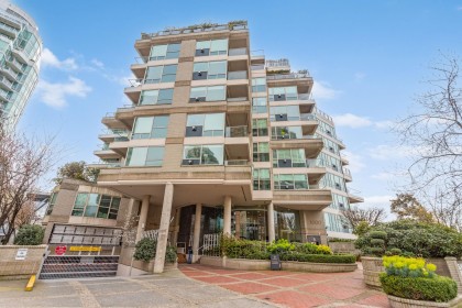 Photo 1 at 504 - 1600 Hornby Street, Yaletown, Vancouver West