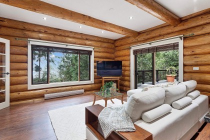 Photo 12 at 325 Bayview Road, Lions Bay, West Vancouver