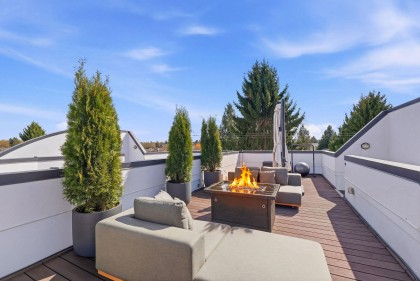 Photo 1 at 9 - 2880 W 4th Avenue, Kitsilano, Vancouver West