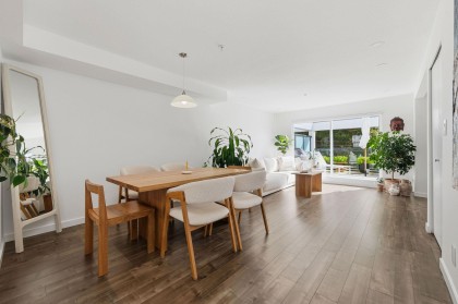 Photo 5 at 9 - 2880 W 4th Avenue, Kitsilano, Vancouver West