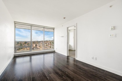 Photo 4 at 2201 - 8031 Nunavut Lane, Marpole, Vancouver West