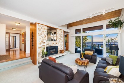 Photo 5 at 187 Rondoval Crescent, Upper Delbrook, North Vancouver