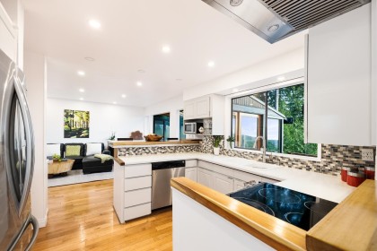 Photo 9 at 187 Rondoval Crescent, Upper Delbrook, North Vancouver