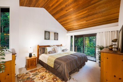 Photo 18 at 187 Rondoval Crescent, Upper Delbrook, North Vancouver