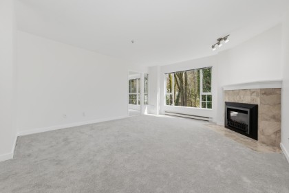 Photo 7 at 204 - 1550 Fell Avenue, Mosquito Creek, North Vancouver