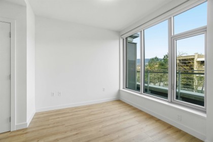 Photo 15 at 312 - 755 Harbourside Drive, Harbourside, North Vancouver